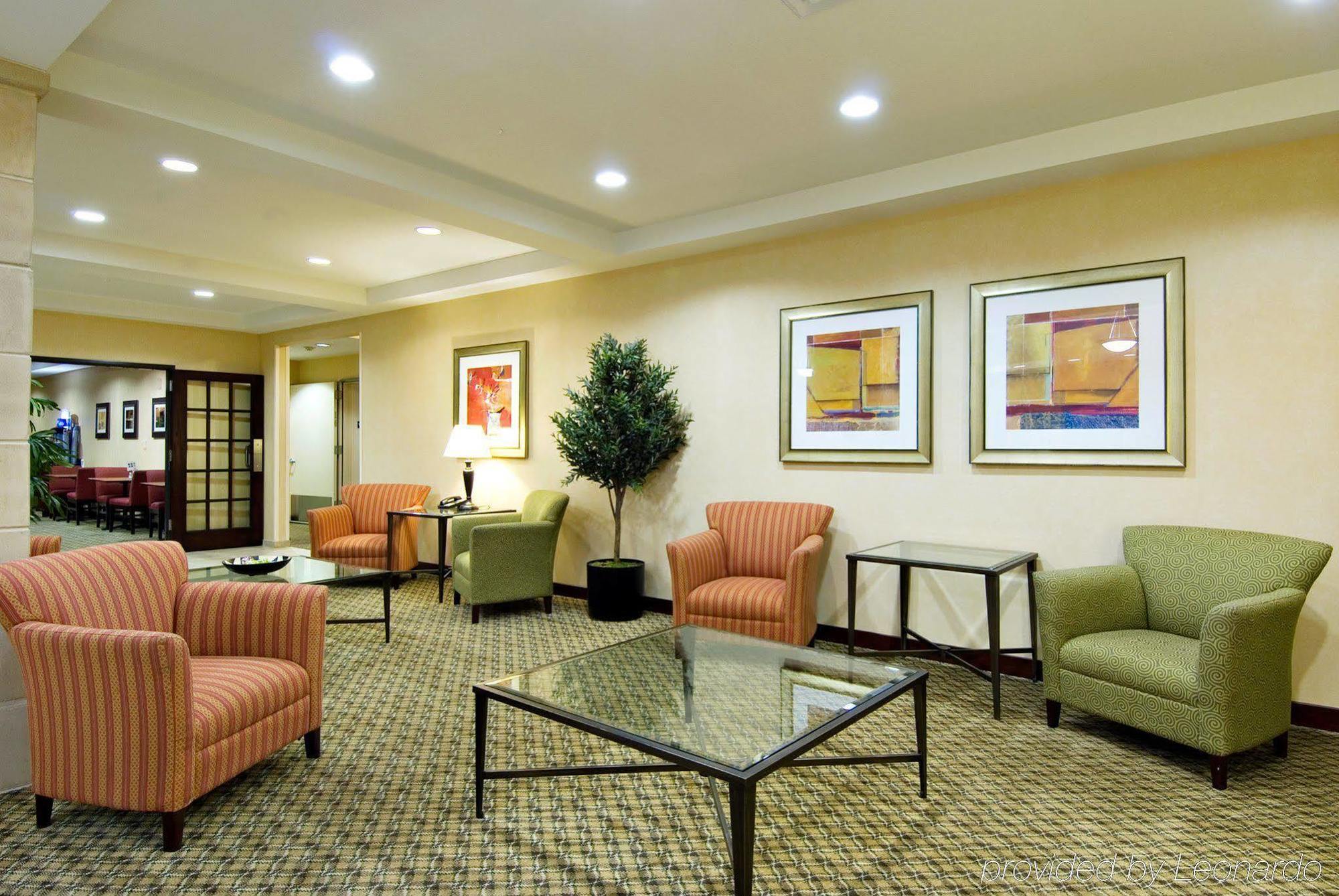 Holiday Inn Express Hotel & Suites Medford-Central Point By Ihg Exterior photo